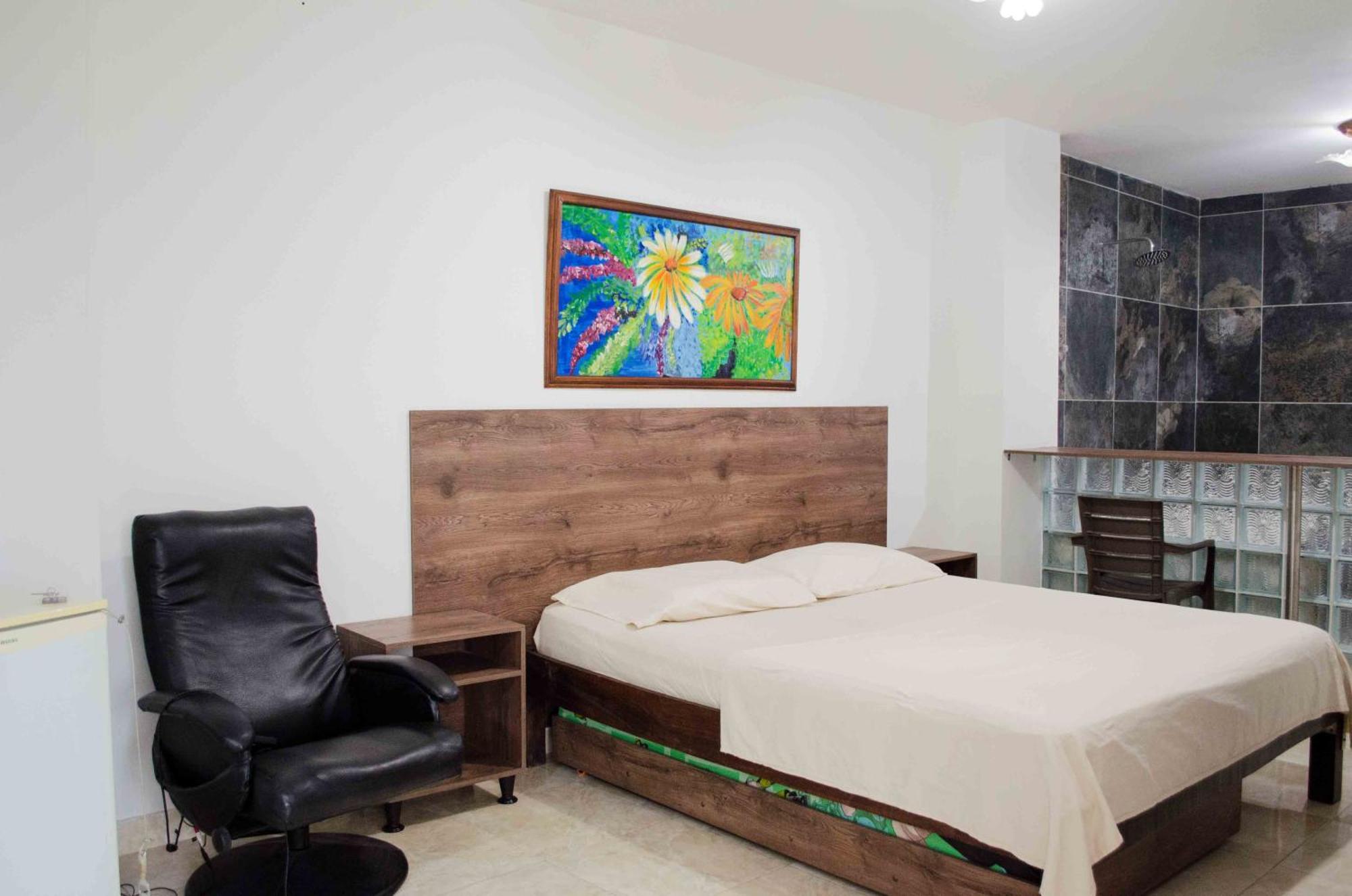 Hotel Elimar Girardot Kültér fotó