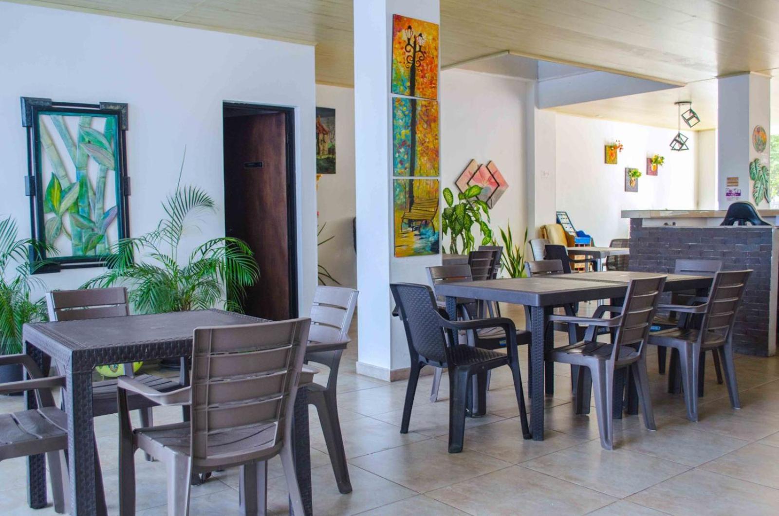 Hotel Elimar Girardot Kültér fotó
